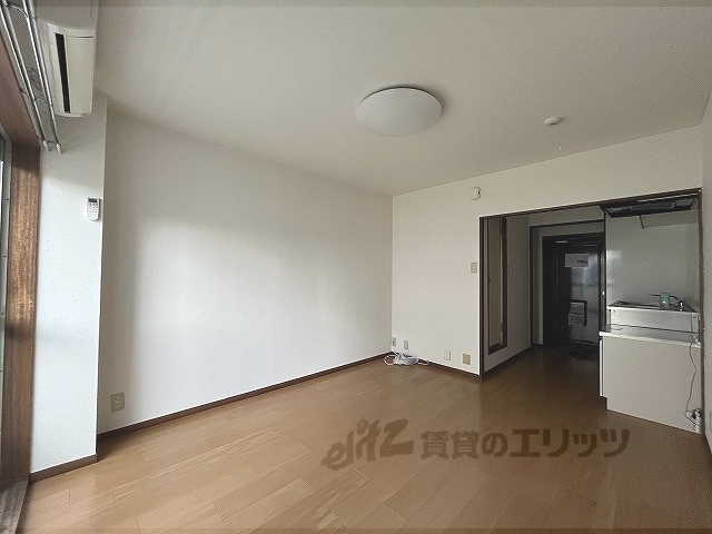 居室・リビング　洋室