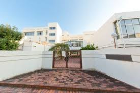 小学校　新宿区立余丁町小学校（小学校）まで1079m