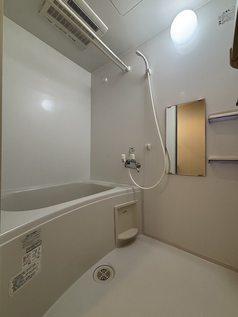 バス・シャワールーム　※別部屋写真