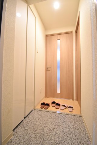 玄関　※反転タイプ