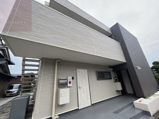 エントランス　ゆとりのあるエントランスです