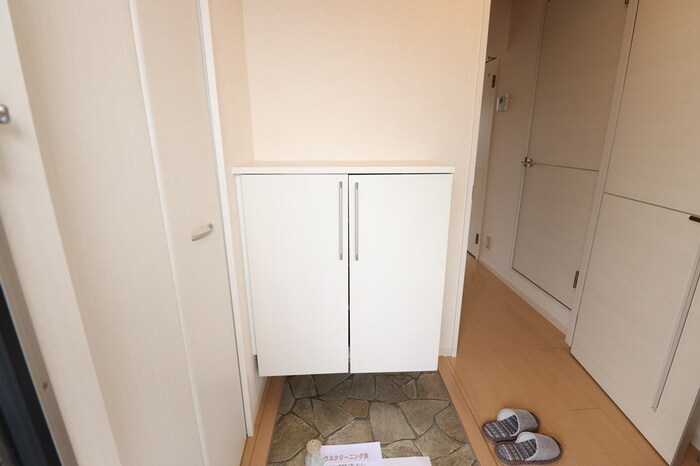 玄関　明るい玄関です