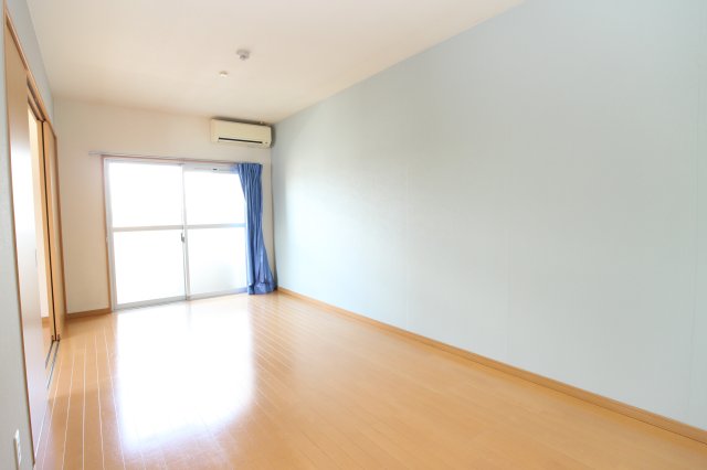 その他部屋・スペース　303号室の写真になりますのでご了承くださいませ