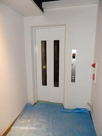 庭　エレベーターございます