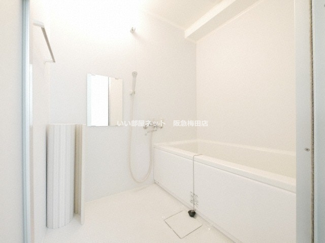 バス・シャワールーム　画像と現状が異なる場合は現状優先となります。