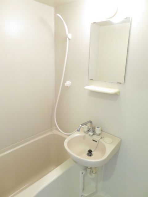 バス・シャワールーム　浴室