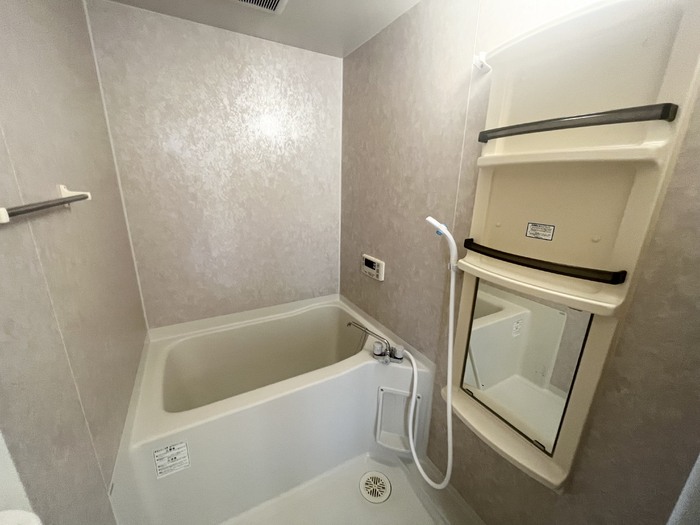 バス・シャワールーム　浴室