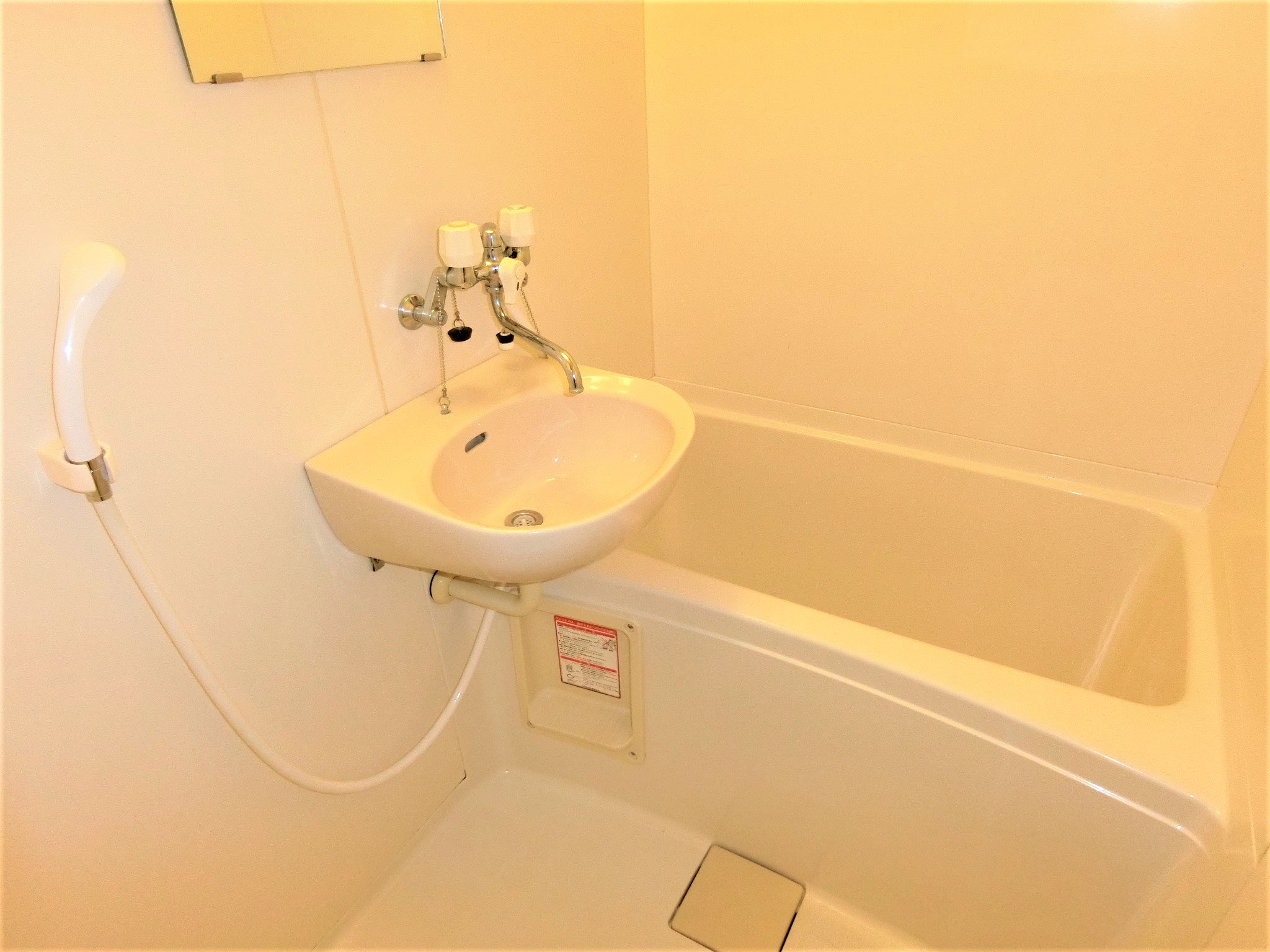 バス・シャワールーム　綺麗なバスルームです☆