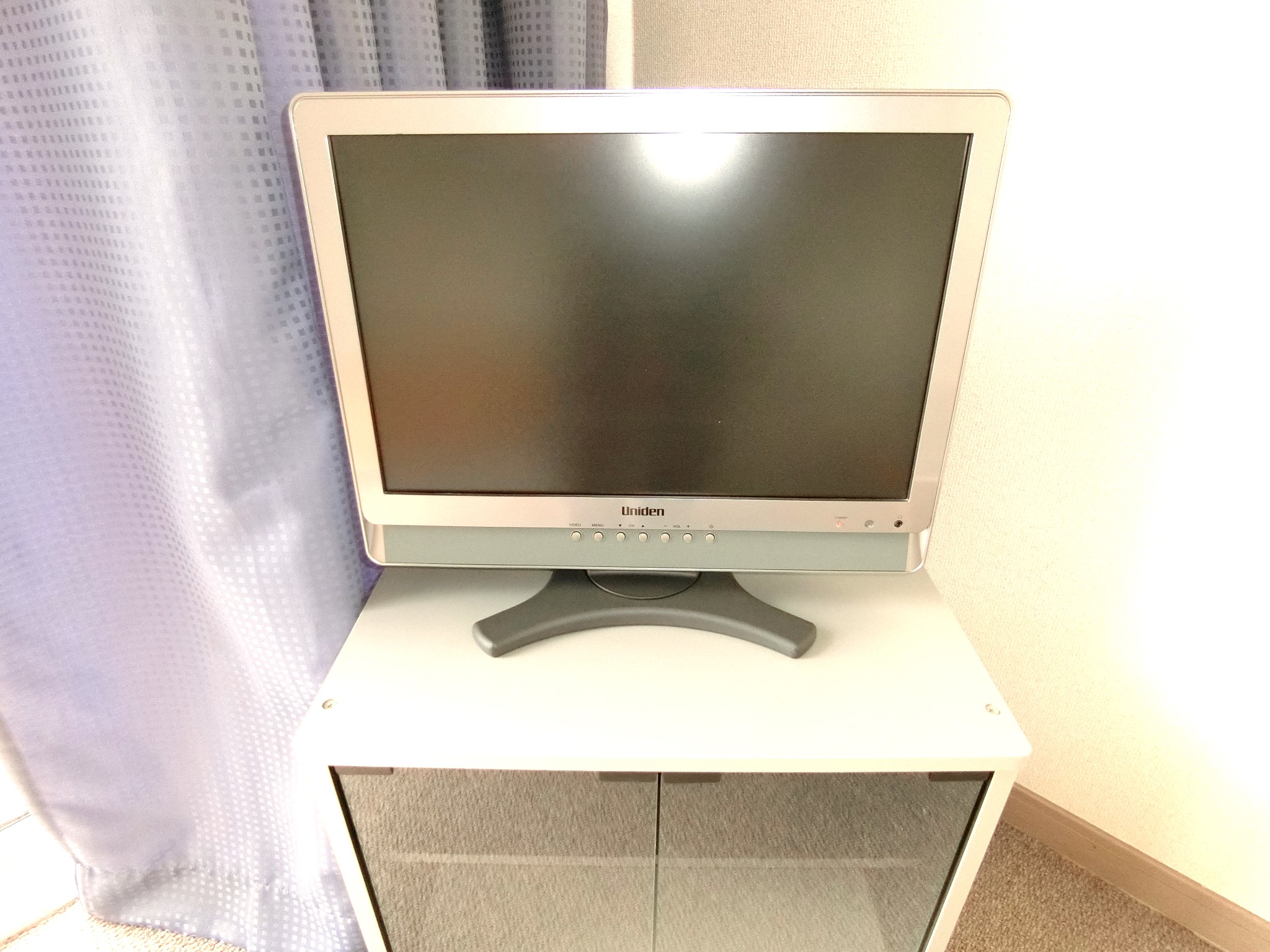 その他設備　テレビとテレビ台を備え付けです☆