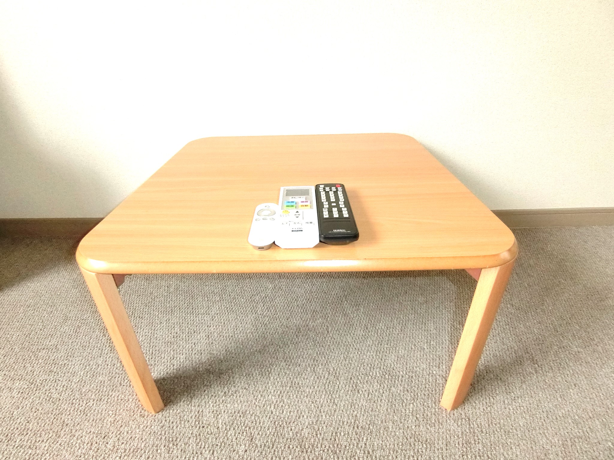 その他共有部分　ローテーブルを備え付けです☆