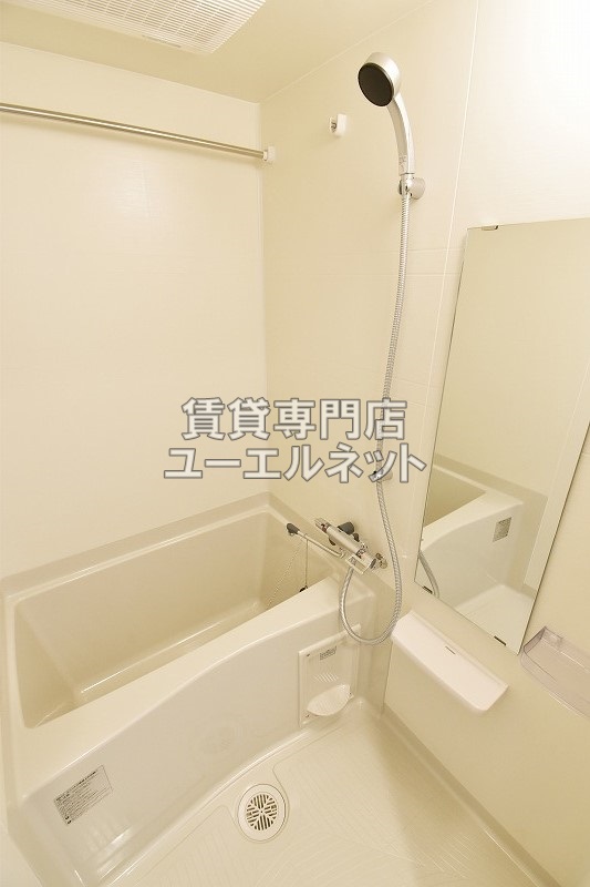 バス・シャワールーム　浴室