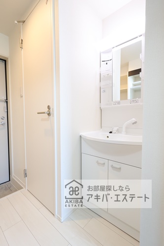 洗面設備　同一仕様写真