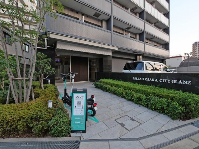 エントランス　ゆとりのあるエントランスです