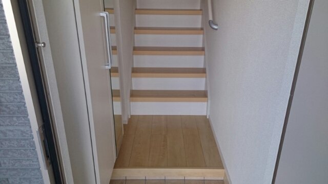 玄関　明るい玄関です