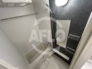 バス・シャワールーム　エスリードレジデンス大阪谷町ザ・マークス　浴室