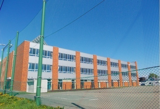 小学校　岩見沢市立岩見沢小学校（小学校）まで1250m