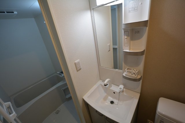 洗面設備　独立洗面化粧台付きでおすすめです！