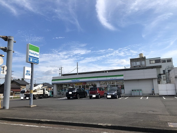 コンビニ　ファミリーマート住吉１丁目店（コンビニ）まで500m