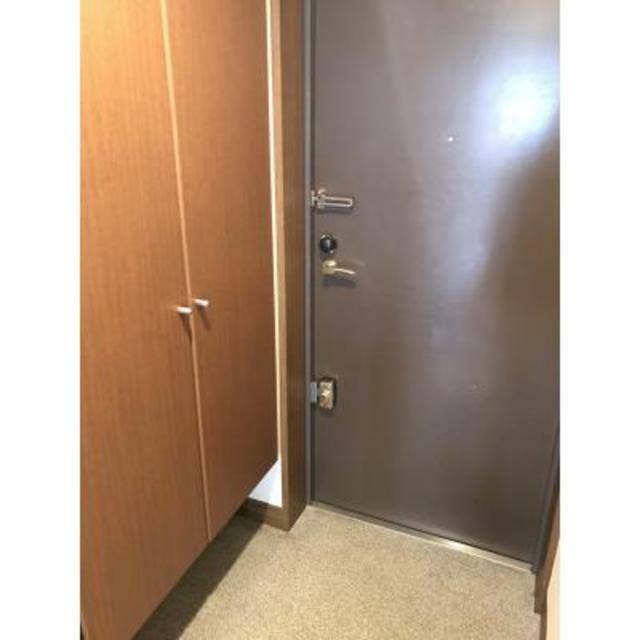 玄関　※写真は同タイプ住戸です。