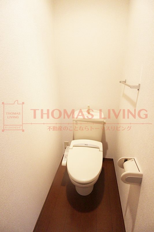 トイレ　写真は別号室です。