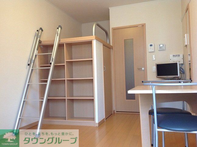 居室・リビング　1Fフローリング2Ｆ絨毯敷きとなります