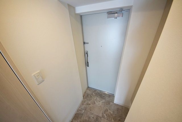 玄関　お部屋探しは株式会社　タウンハウジング　までお気軽にお問合…