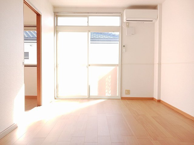 居室・リビング　ゆったり過ごせるリビングです