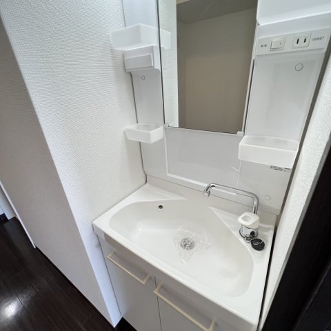 洗面設備　同仕様タイプです