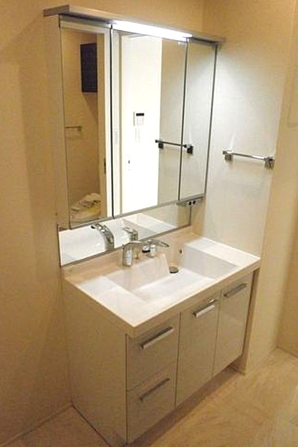 洗面設備　※別部屋参考写真