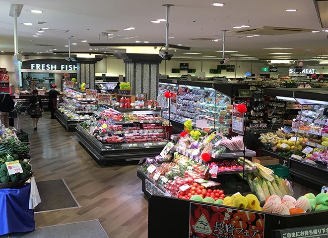 スーパー　プレッセ田園調布店（スーパー）まで712m