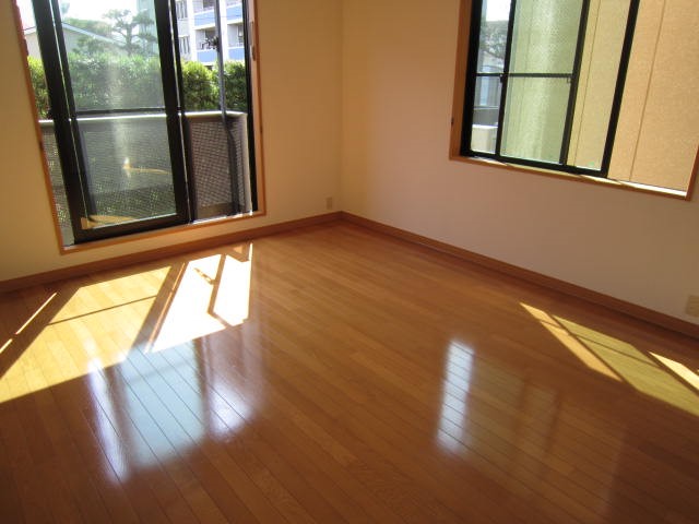 居室・リビング　別部屋参考写真