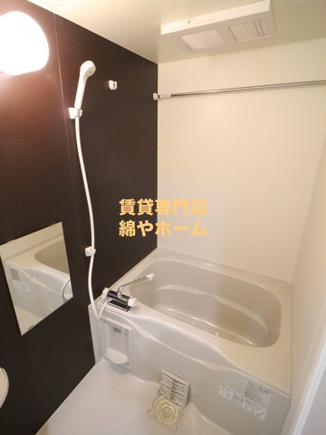 バス・シャワールーム　きれいなお風呂です