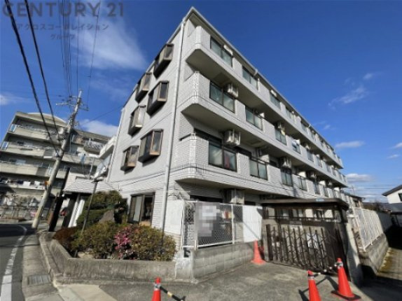 建物外観　敷地内駐輪場あり！