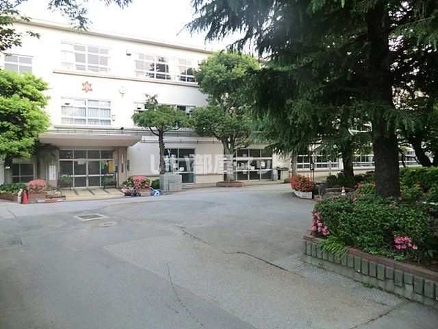 小学校　船橋市立葛飾小学校（小学校）まで1063m