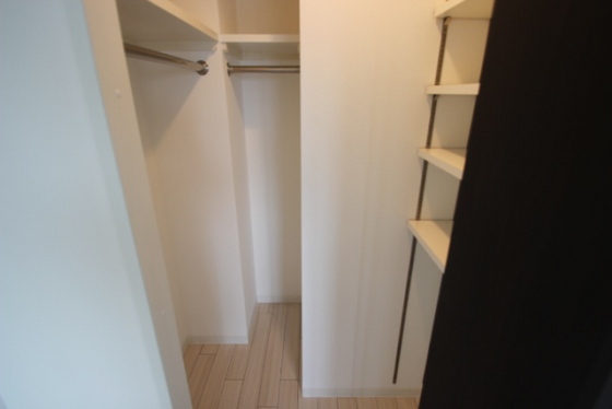 収納　※別部屋の写真です