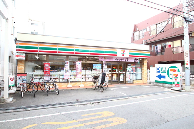 コンビニ　セブンイレブン小金井本町5丁目店（コンビニ）まで172m