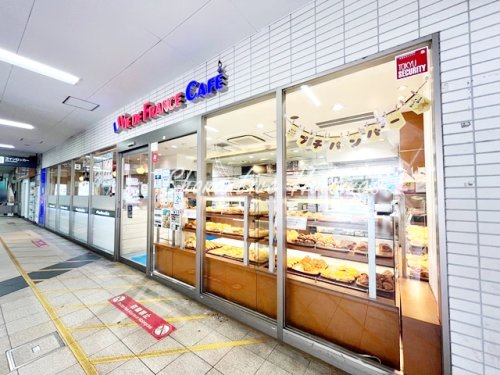 飲食店　VIE DE FRANCE Cafe 大倉山店（飲食店）まで784m