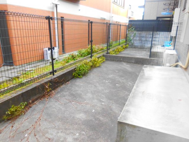 バルコニー　写真は同マンション別部屋