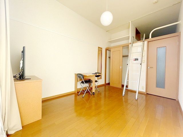 居室・リビング　収納