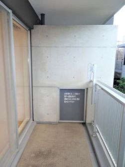 バルコニー　備考：同タイプ別階