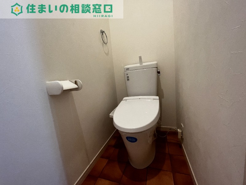 トイレ　同型