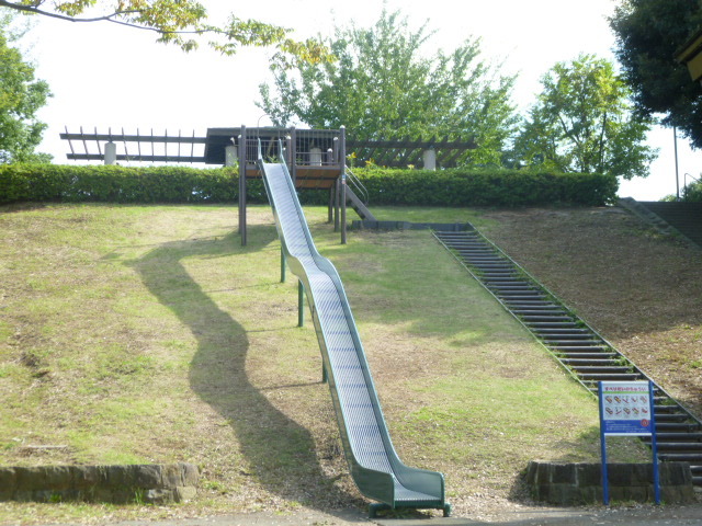 公園　新石川公園（公園）まで1070m
