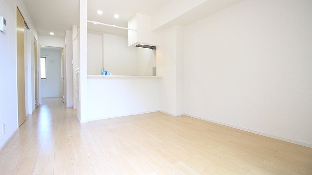 居室・リビング　ゆったり過ごせる居間です