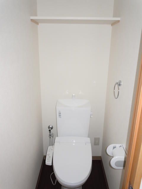 トイレ　清潔感のあるトイレです