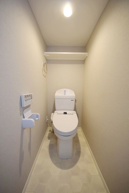 トイレ　★洗浄機付きの洋式トイレです★