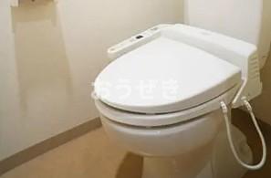 トイレ　※同仕様参考写真