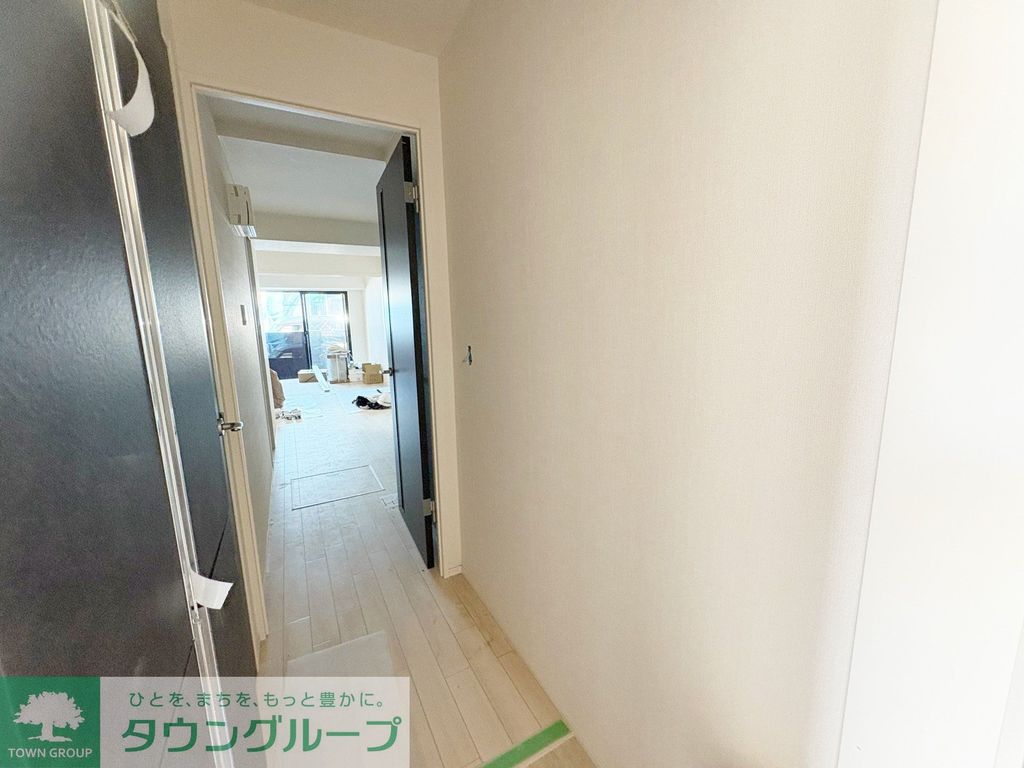玄関　建築中です