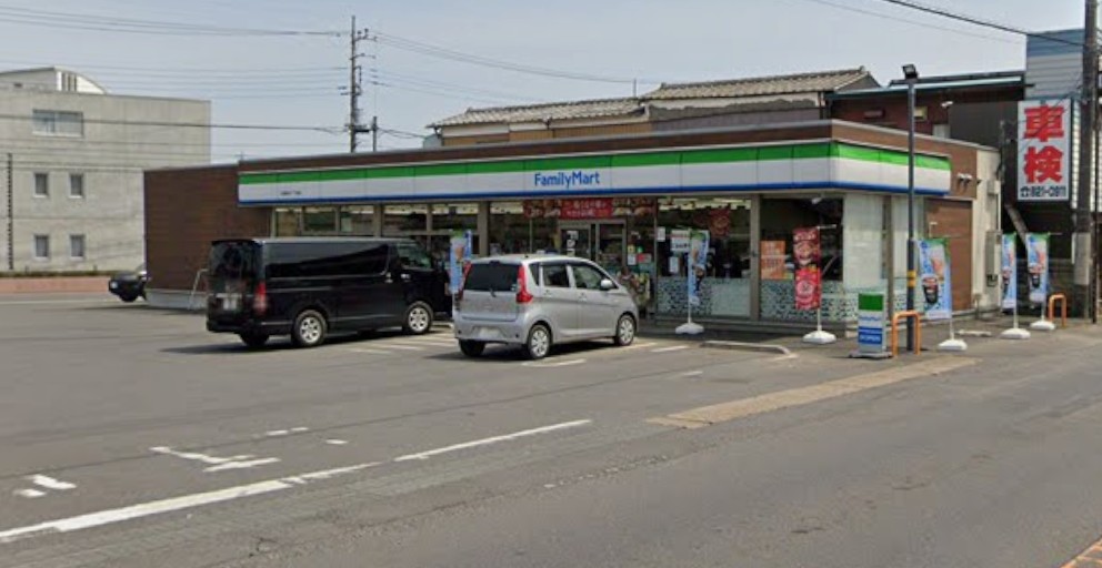 コンビニ　ファミリーマート 土浦並木一丁目店（コンビニ）まで575m