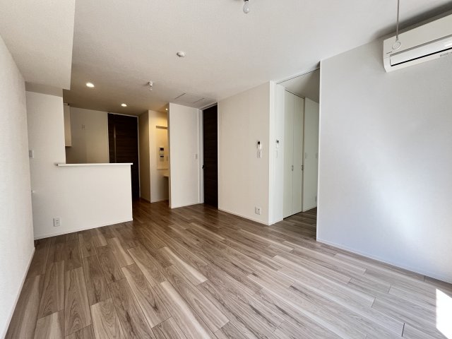 居室・リビング　※同物件別部屋の参考写真