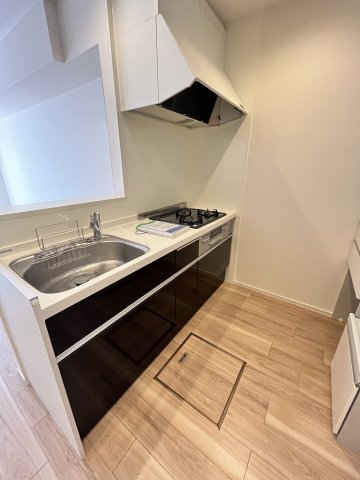 キッチン　※同物件別部屋の参考写真